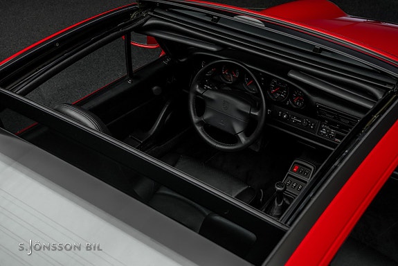 Porsche 911 Targa 14 of 26