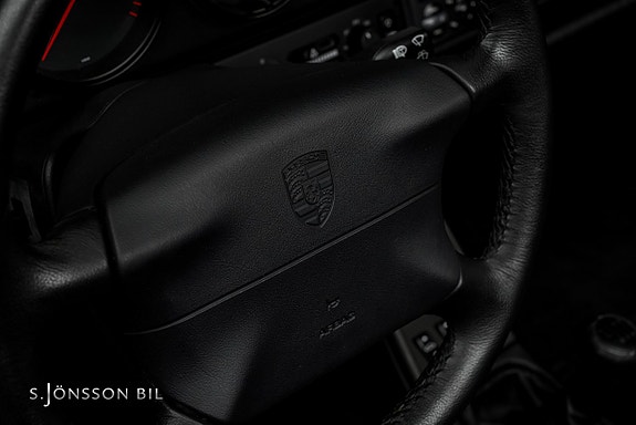 Porsche 911 Targa 23 of 26