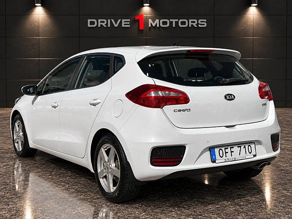 Kia Ceed 4 of 9