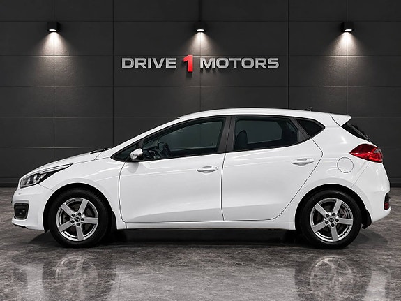 Kia Ceed 3 of 9