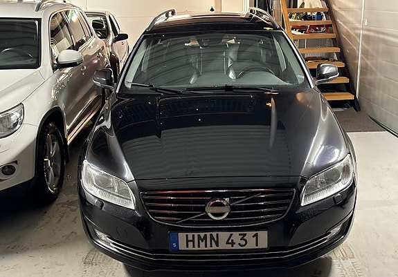 Volvo V70 13 of 13