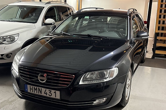 Volvo V70 4 of 13