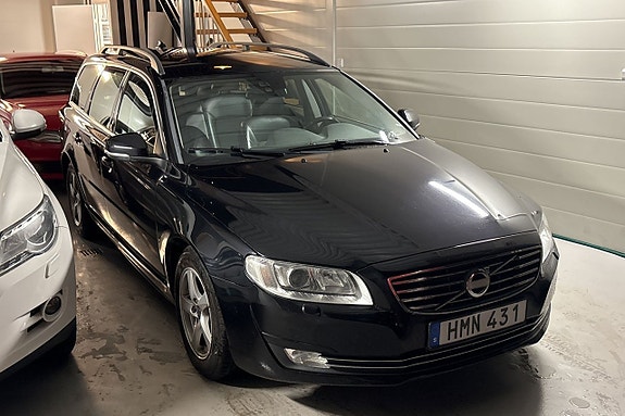 Volvo V70 3 of 13