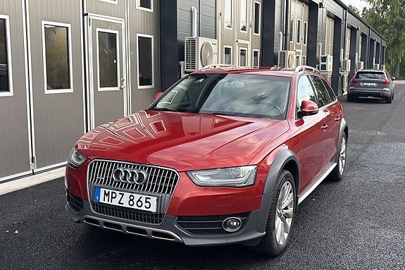 Audi A4 allroad 2 of 17