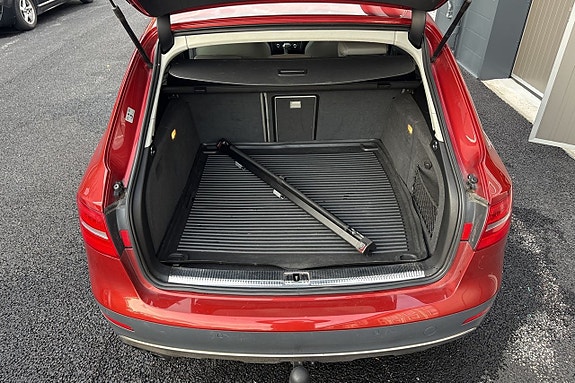 Audi A4 allroad 17 of 17
