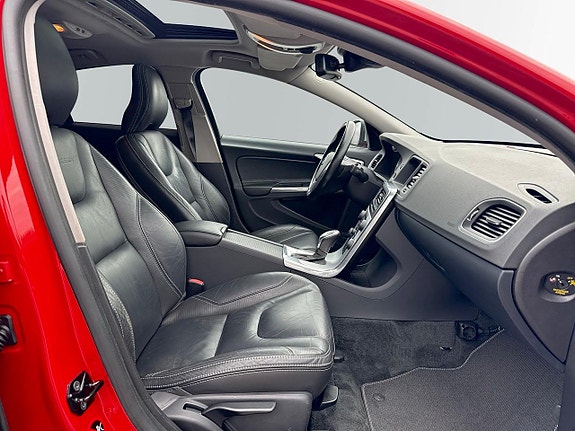 Volvo S60 7 of 27