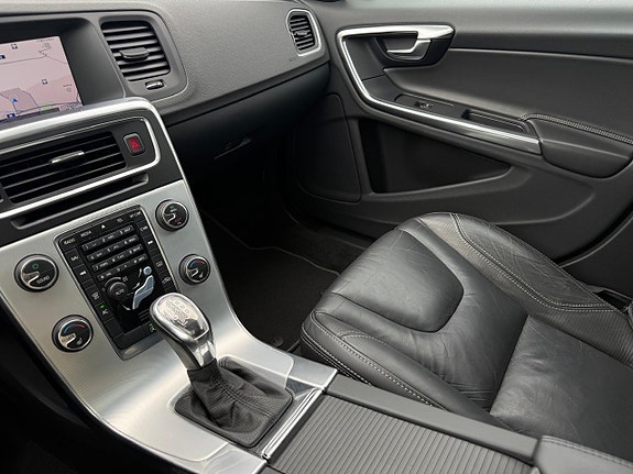 Volvo S60 23 of 27