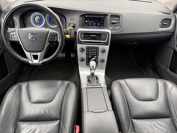 Volvo S60 13 of 27