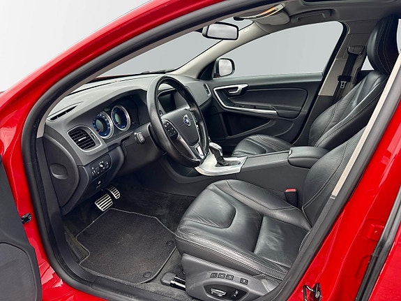 Volvo S60 15 of 27