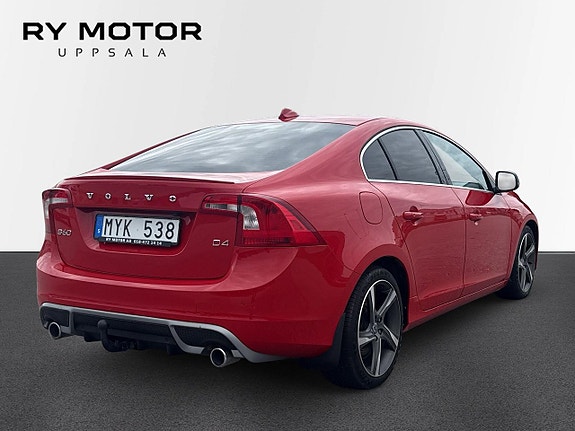 Volvo S60 4 of 27