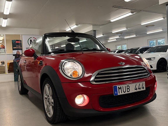 MINI Cooper 11 of 27