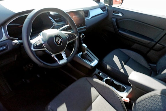 Renault Captur 5 of 9