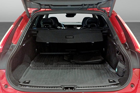 Volvo V90 13 of 16