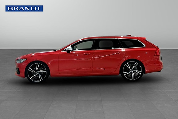 Volvo V90 2 of 16