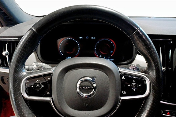 Volvo V90 7 of 16