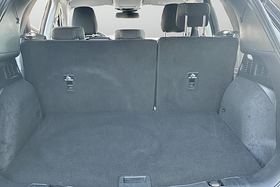 Ford Kuga 9 of 9