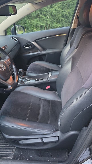 Toyota Avensis 6 of 7