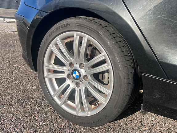 BMW 118d 14 of 15