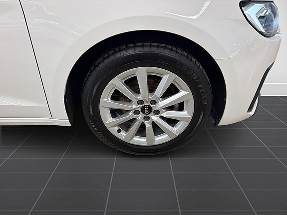Audi A1 9 of 19