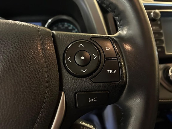 Toyota RAV4 17 of 19