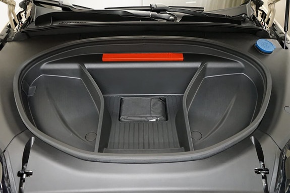 Volvo EX90 10 of 22