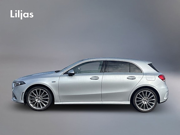 Mercedes-Benz A250 3 of 8