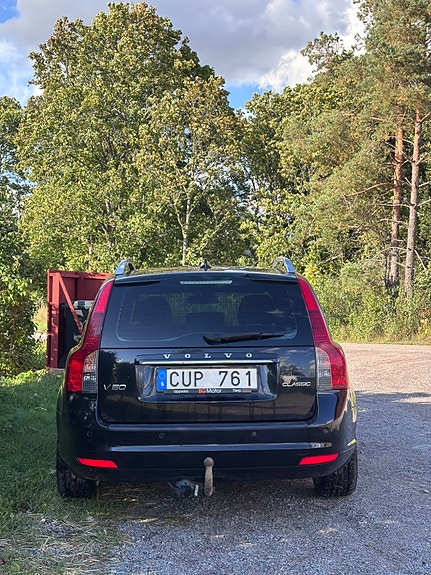 Volvo V50 3 of 9
