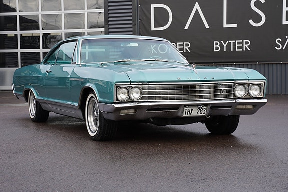 Buick Le Sabre 23 of 27