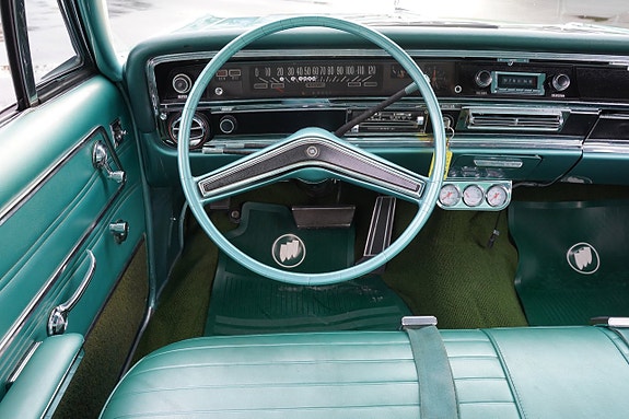 Buick Le Sabre 14 of 27