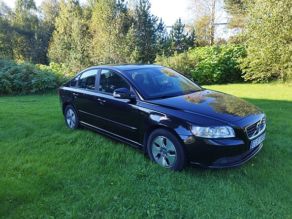Volvo S40 7 of 8
