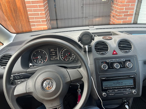 Volkswagen Caddy Maxi 3 of 7