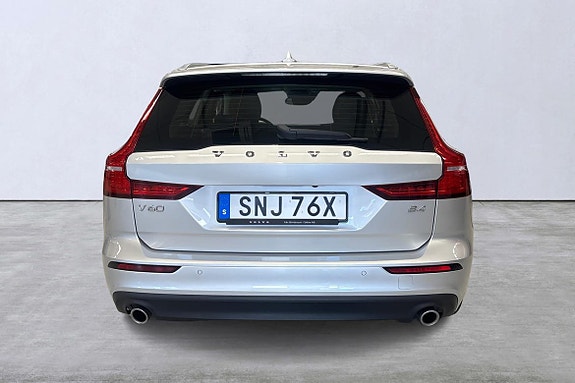 Volvo V60 5 of 22