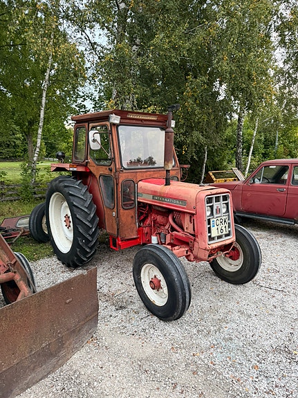 International 454 2 of 6