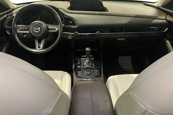 Mazda CX-30 10 of 21