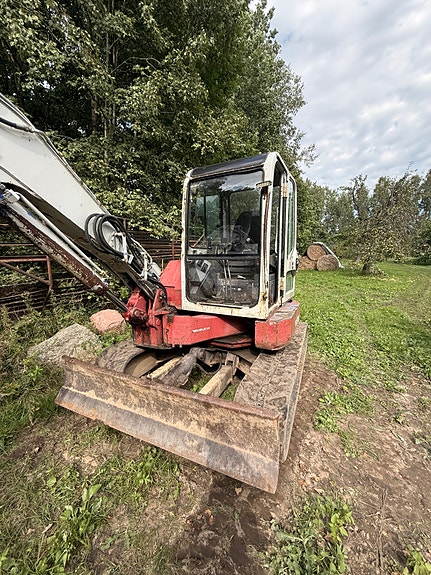 Takeuchi Tb153 4 of 8