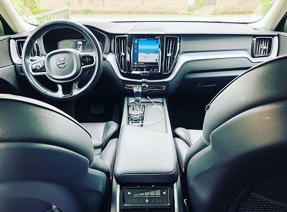 Volvo XC60 5 of 5