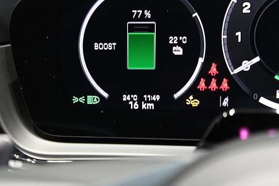 Porsche Cayenne 21 of 25
