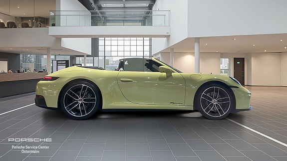 Porsche 911 Carrera 19 of 20