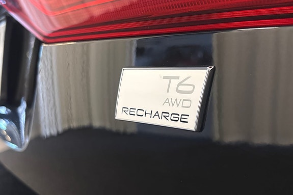 Volvo XC60 18 of 26