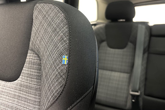 Volvo XC60 15 of 26