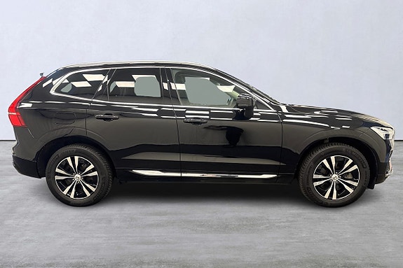 Volvo XC60 3 of 26