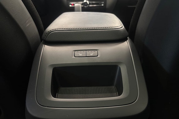Volvo XC60 25 of 26