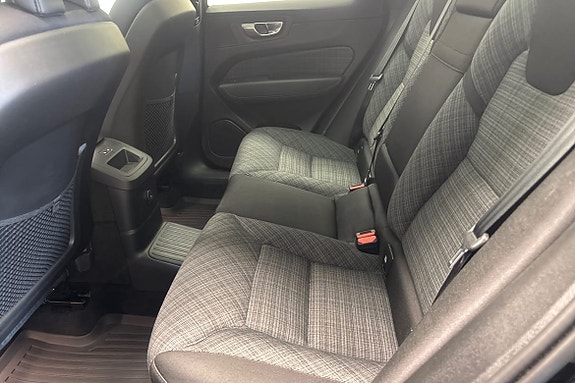 Volvo XC60 12 of 26