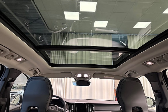 Volvo XC60 21 of 22