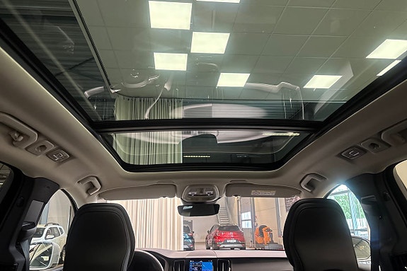 Volvo XC60 20 of 20