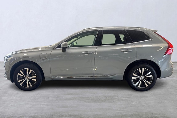 Volvo XC60 2 of 20