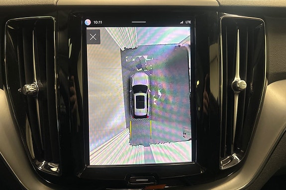 Volvo XC60 16 of 20