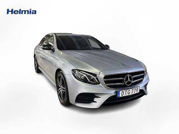 Mercedes-Benz E220 14 of 30