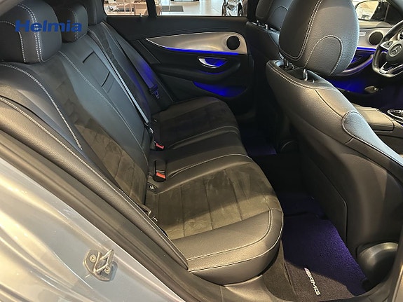 Mercedes-Benz E220 27 of 30