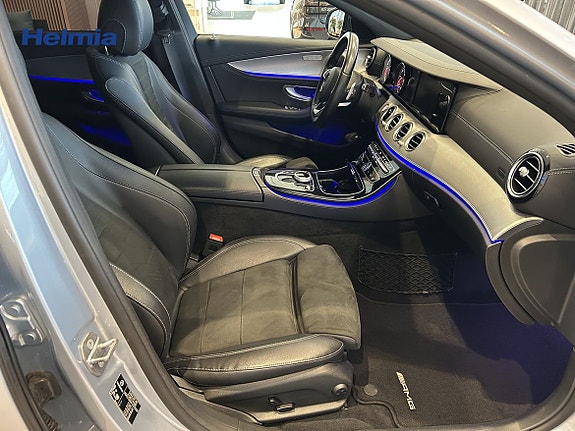Mercedes-Benz E220 25 of 30